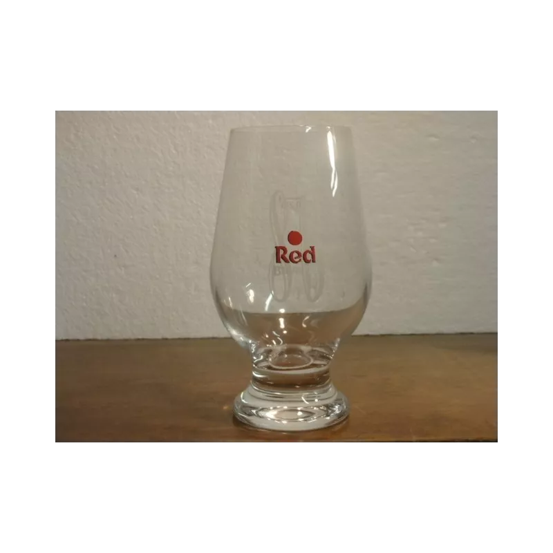 1 VERRE BAVARIA RED 8.6 HT. 14CM