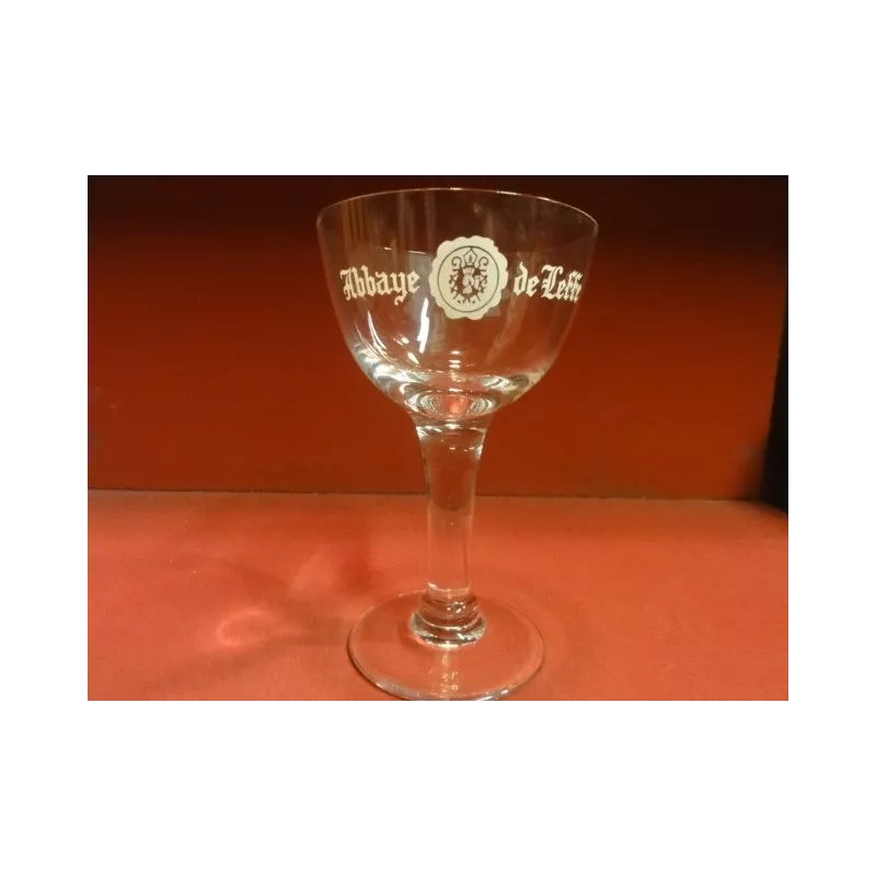 Verre Leffe gravé