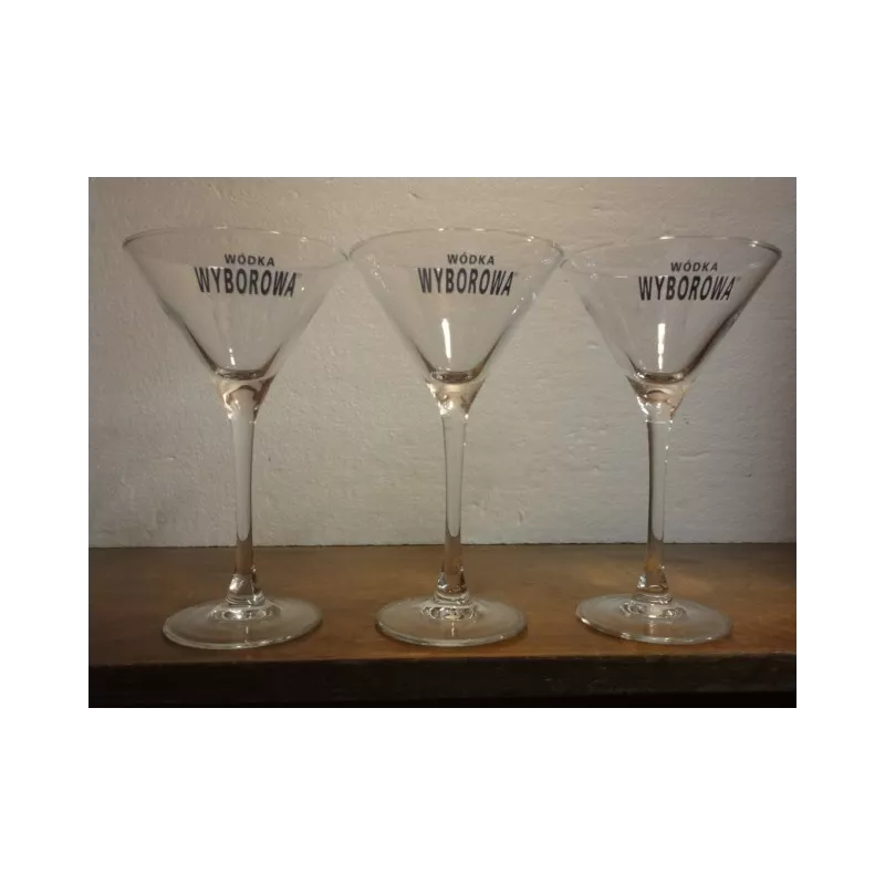 3 VERRES VODKA WYBOROWA 10CL