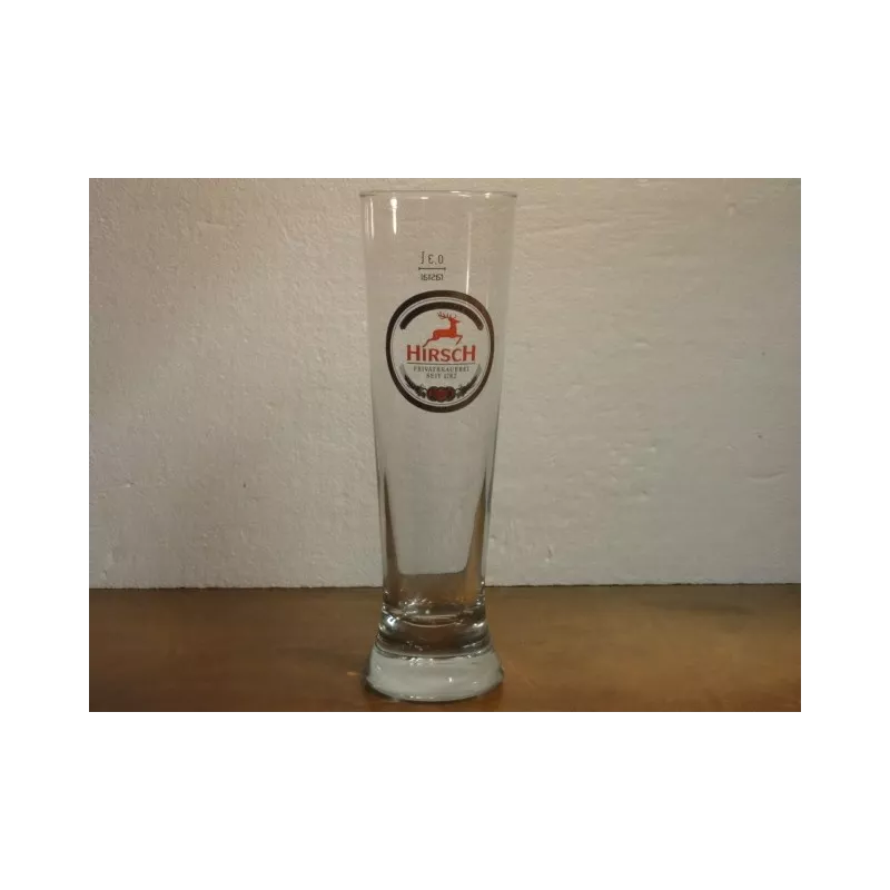 1 VERRE HIRSCH 30CL . HT. 22.50CM