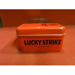 1 BOITE METAL LUKY STRIKE 