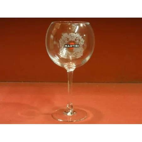 6 VERRES MARTINI 30CL HT. 19.50CM