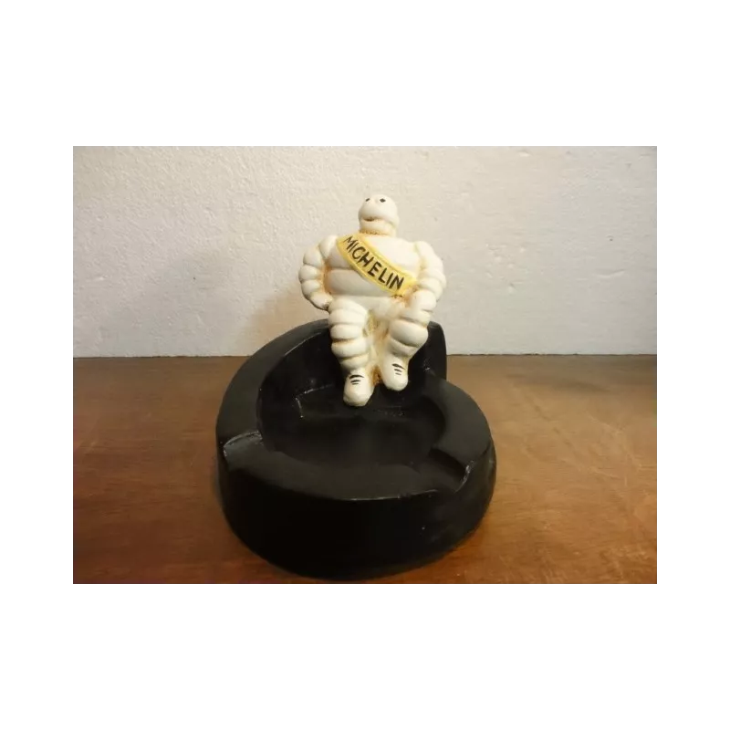 1 FIGURINE MICHELIN HT. 12CM