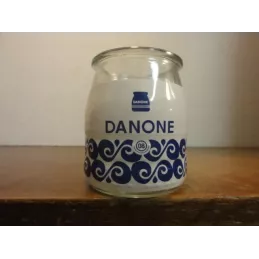 1 POT DE YAOURT DANONE  08