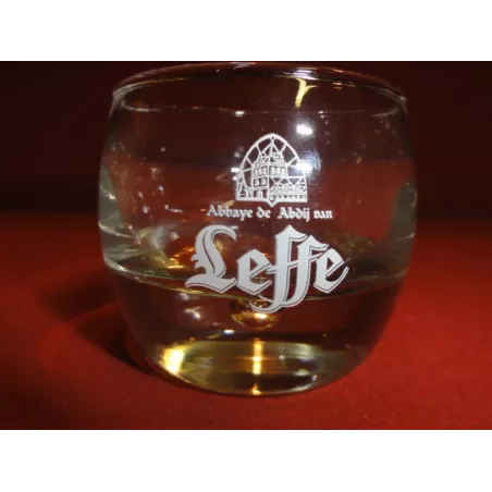 6 MINIS VERRES LEFFE  HT. 5.70CM