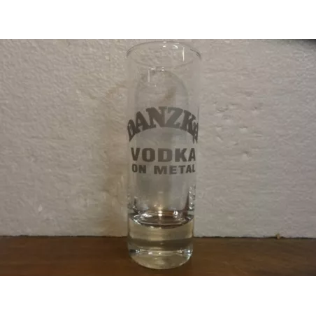 6 VERRES VODKA DANZKA 6CL HT. 10.50CM