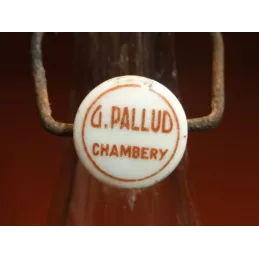 1 BOUTEILLE DE LIMONADE G. PALLUD CHAMBERY 67CL