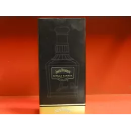 1 BOUTEILLE JACK DANIEL'S AVEC SA BOITE