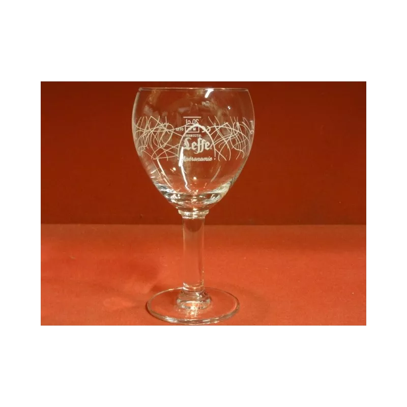 1 VERRE LEFFE COLLECTOR APERONOMIE 20 CL