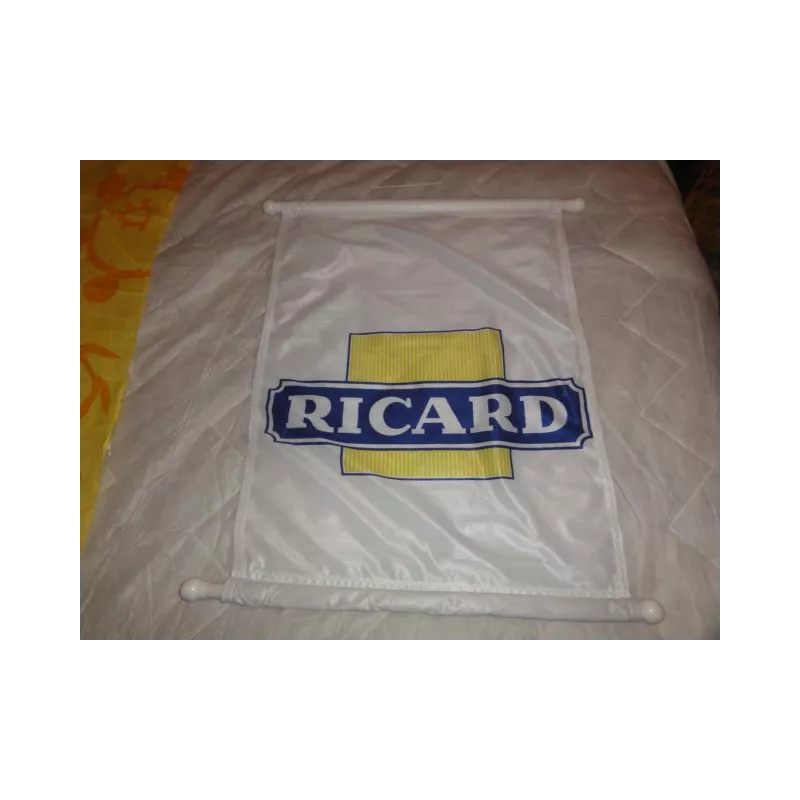 DRAPEAU RICARD