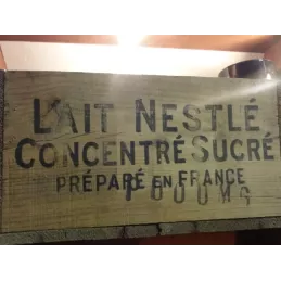 CAISSE EN BOIS  LAIT NESTLE