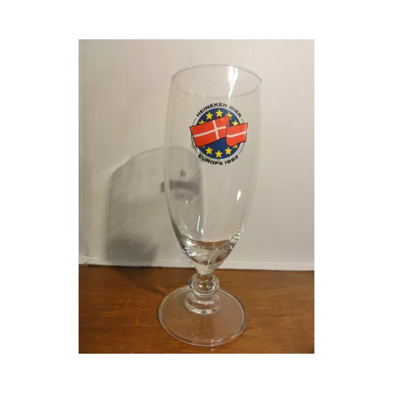 1 VERRE COLLECTOR HEINEKEN 25CL