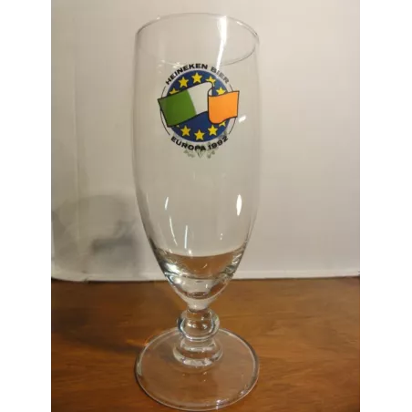 1 VERRE COLLECTOR HEINEKEN 25CL