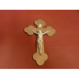 1 CRUCIFIX 17CM X11CM