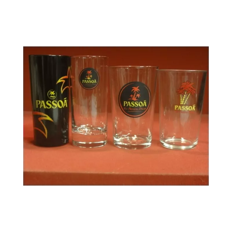 4 VERRES PASSOA  DIFFERENTS