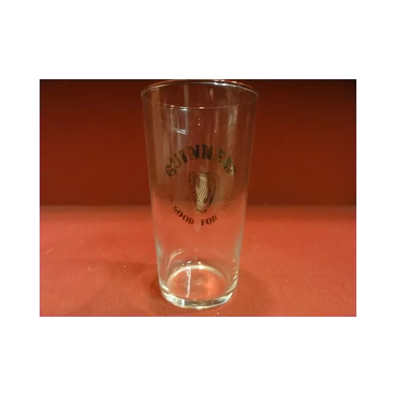 1 VERRE GUINNESS 20CL HT. 12CM