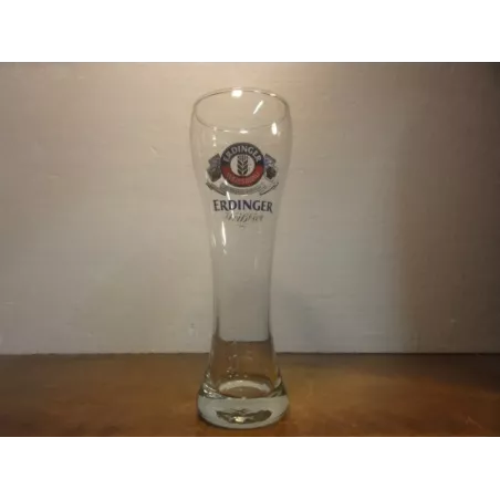 1 VERRE ERDINGER 30CL HT.21.70CM