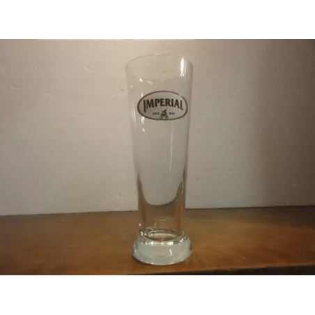 1 VERRE IMPERIAL 20CL HT. 17.20CM