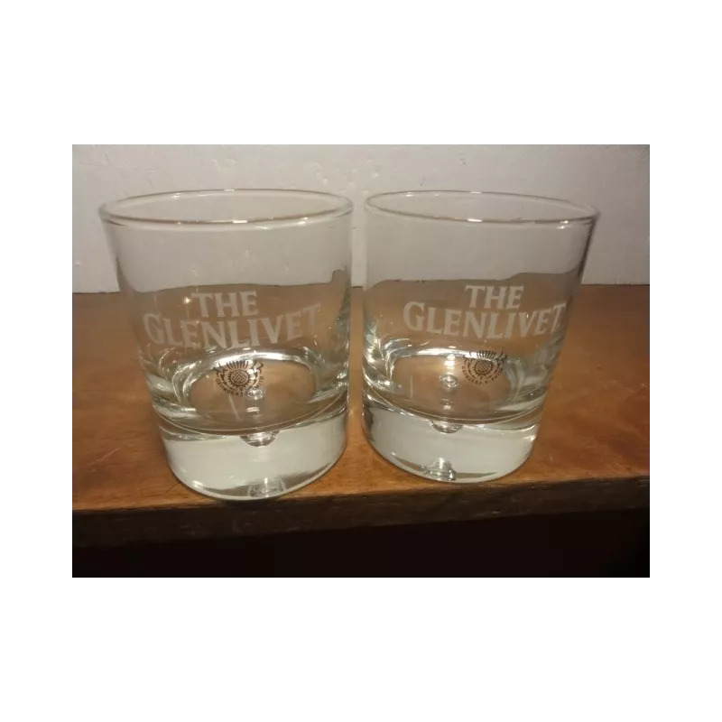 2 VERRES THE GLENLIVET HT. 8.50CM