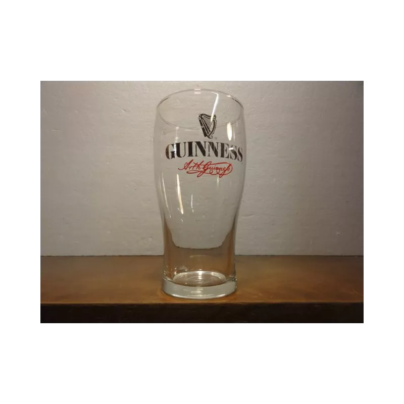 1 VERRE GUINNESS 50CL HT. 15.20CM