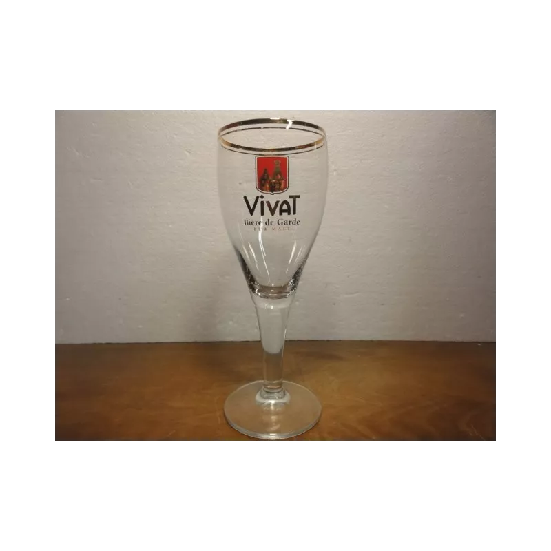 1 VERRE VIVAT 33CL HT. 22.30CM