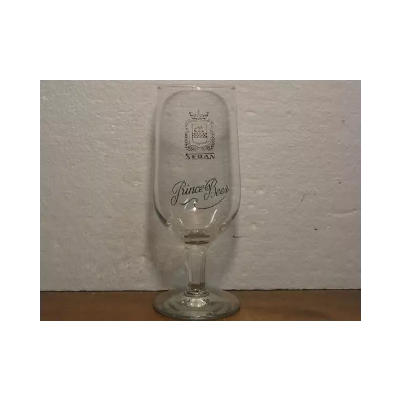 1 VERRE SEDAN 25 CL 