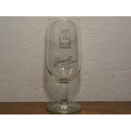 1 VERRE SEDAN 25 CL 