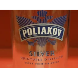 6 VERRES VODKA POLIAKOV PREMIUM 22CL - Tigrebock