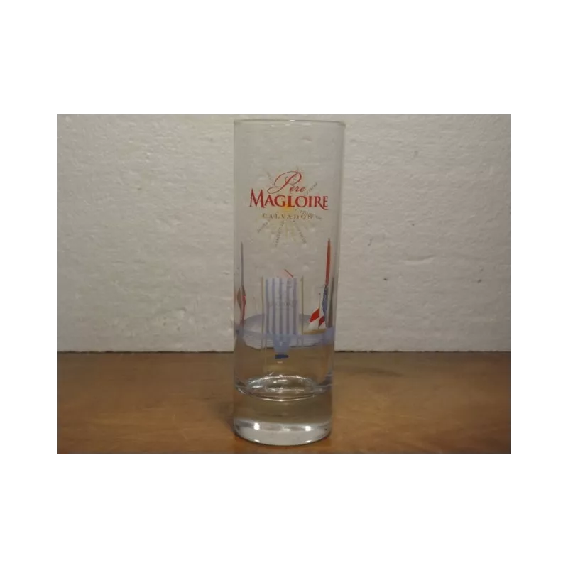 6 VERRES PERE MAGLOIRE 22CL HT. 15.20CM