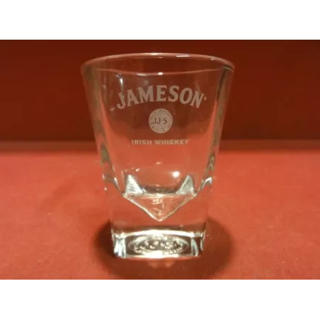 6 SHOOTERS JAMESON 4CL HT. 6.60CM