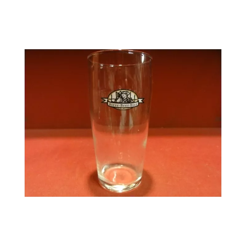 1 VERRE KANTERBRAU 25CL HT. 13.40CM