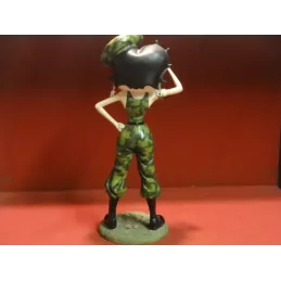 BETTY POOP EN MILITAIRE  HT. 33CM