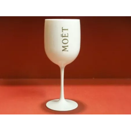 1 COUPE CHAMPAGNE MOET&CHANDON HT. 21.90CM