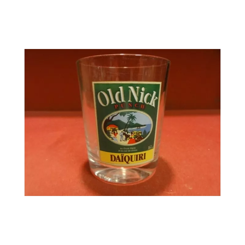 1 VERRE OLD NICK HT. 8.50CM