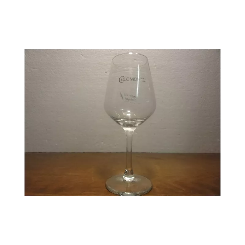 6 VERRES A VIN  COLOMBELLE 20CL HT.16.50CM