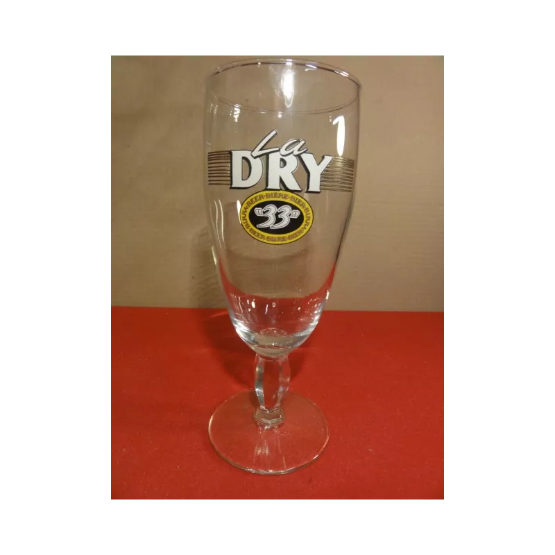 1 VERRE LA DRY " 33 "  25CL