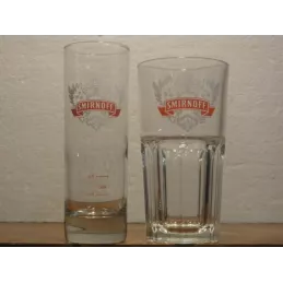 DEUX VERRES SMIRNOFF 22CL ET 25CL