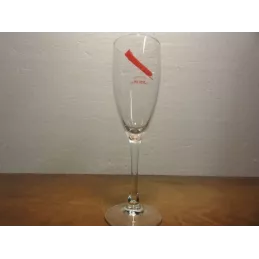 6 FLUTES CHAMPAGNE MUMM 13CL HT.19CM