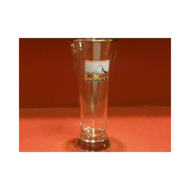 1 VERRE BERGENBIER 25CL HT. 18CM