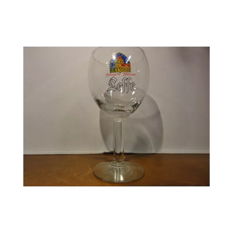 1 VERRE LEFFE 25CL