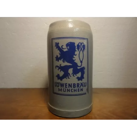 1 CHOPE GRES  LOWENBRAU  MUNCHEN  1 LITRE