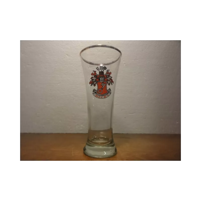 1 VERRE BECK'S 25CL HT. 18CM