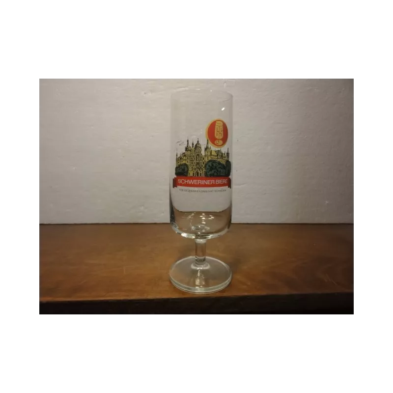 1 VERRE SCHWERINER BIERE HT. 16.50CM