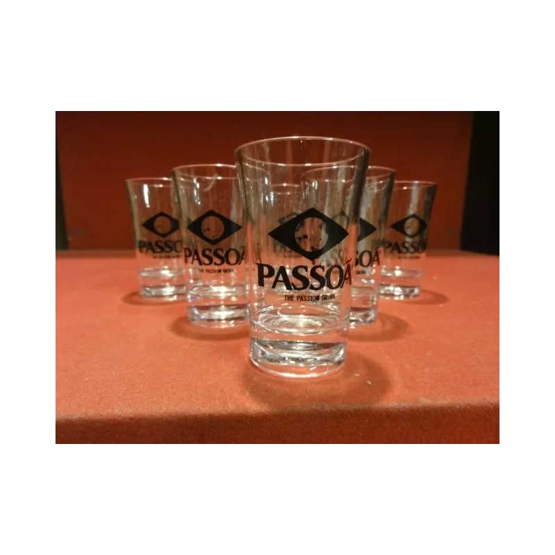 6 SHOOTERS PASSOA 4CL HT. 7CM