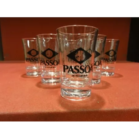 6 SHOOTERS PASSOA 4CL HT. 7CM