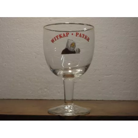 1 VERRE WITKAP . PATER 33CL HT. 15.80CM