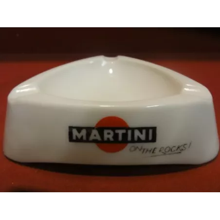 1 CENDRIER MARTINI EN OPALINE