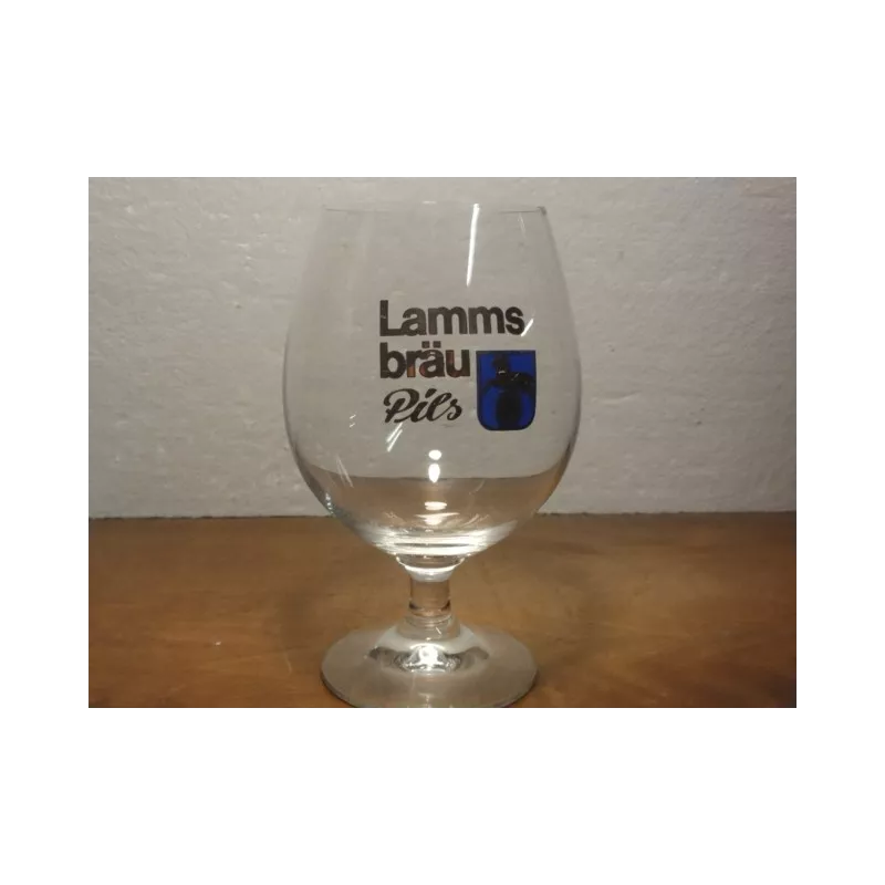 1 VERRE LAMMS BRAU 40CL HT. 15CM