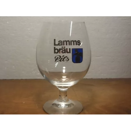 1 VERRE LAMMS BRAU 40CL HT. 15CM