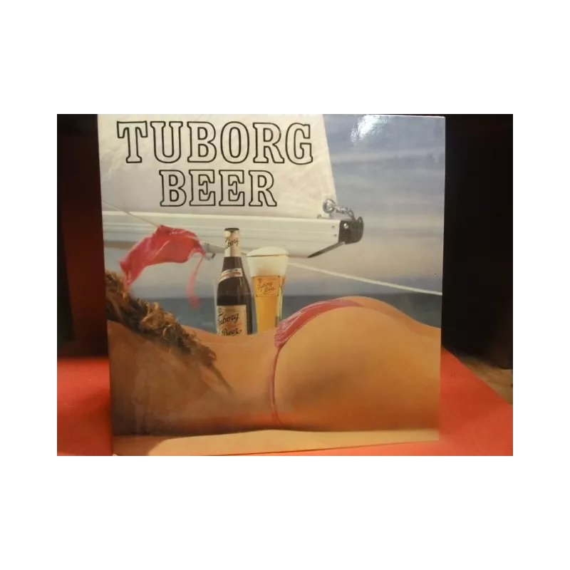 1 CARTON PRESENTOIR TUBORG BEER 32CM X32CM